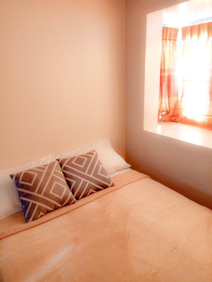 Forbes Area Bgc Taguig Manila Apartment ภายนอก รูปภาพ