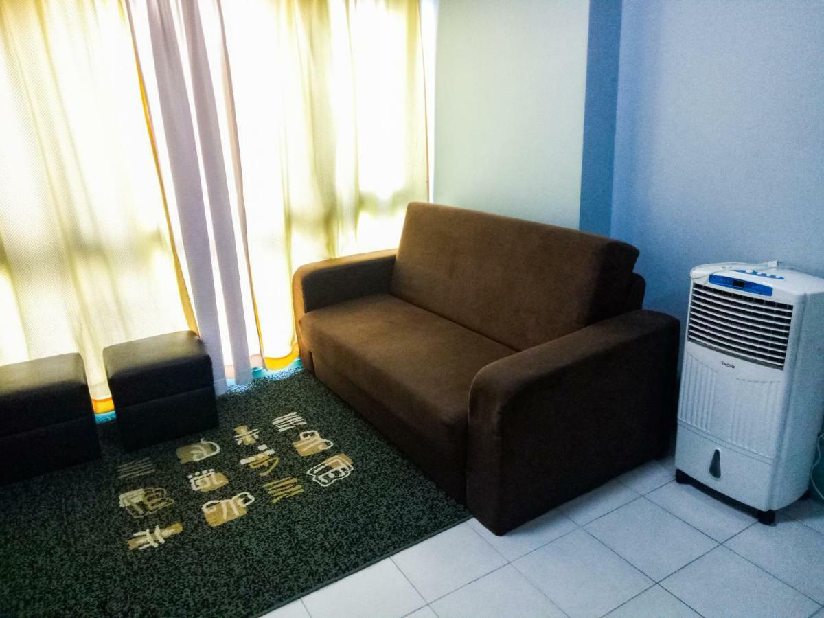 Forbes Area Bgc Taguig Manila Apartment ภายนอก รูปภาพ