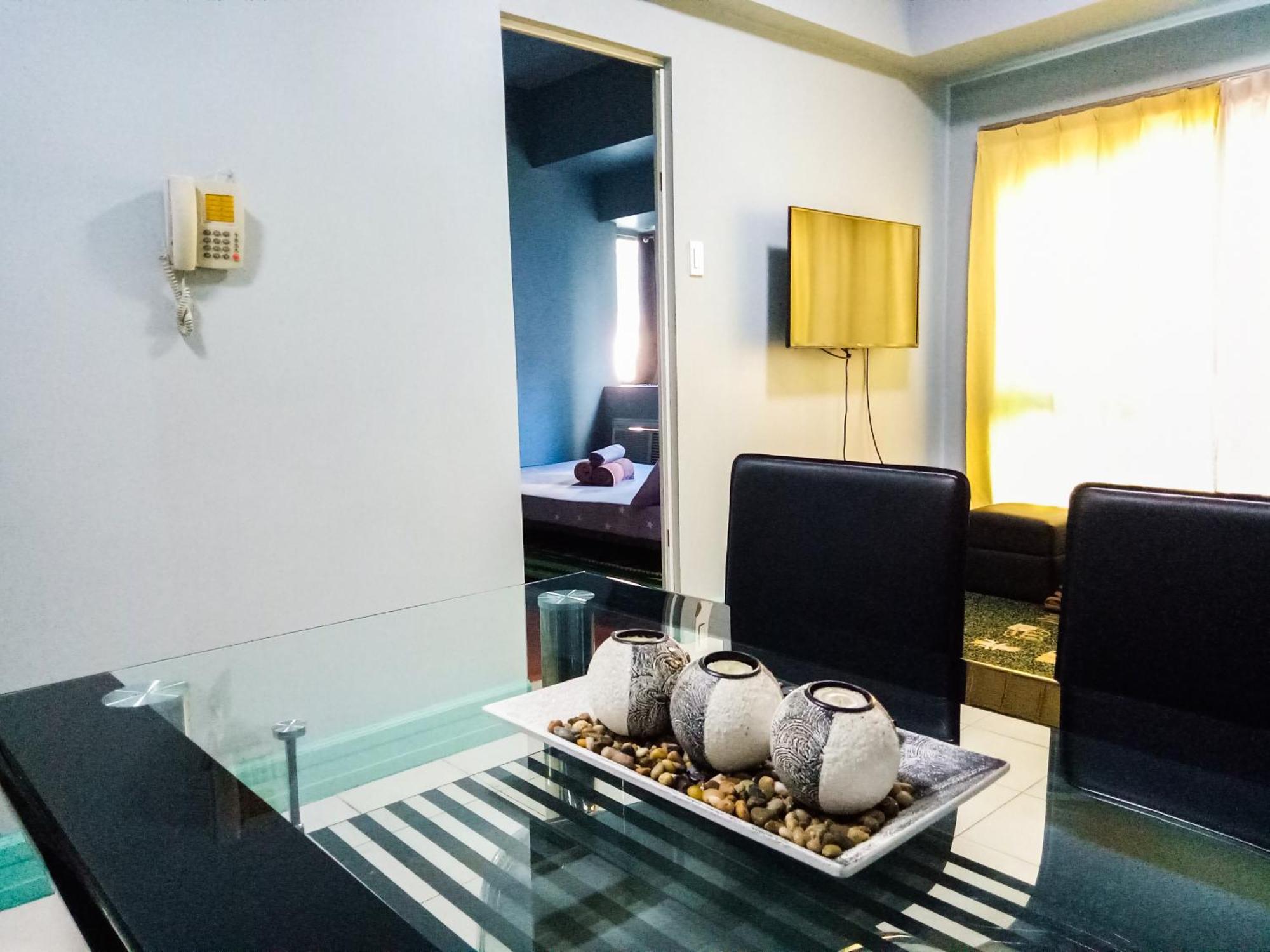 Forbes Area Bgc Taguig Manila Apartment ภายนอก รูปภาพ