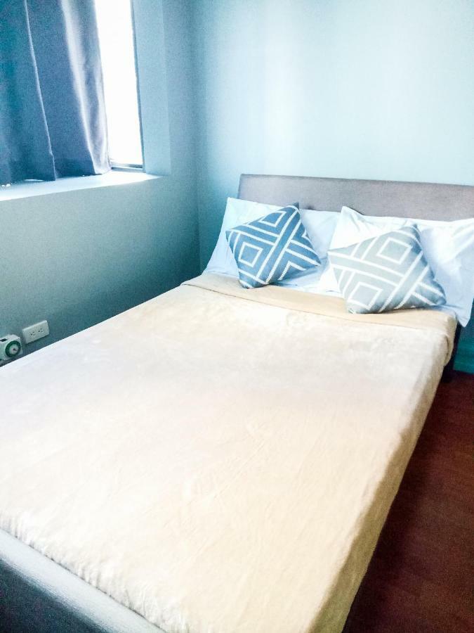 Forbes Area Bgc Taguig Manila Apartment ภายนอก รูปภาพ