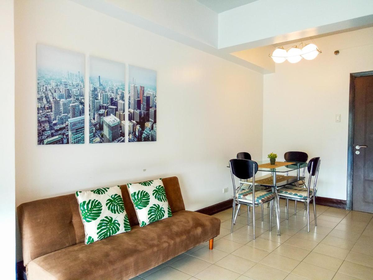Forbes Area Bgc Taguig Manila Apartment ภายนอก รูปภาพ